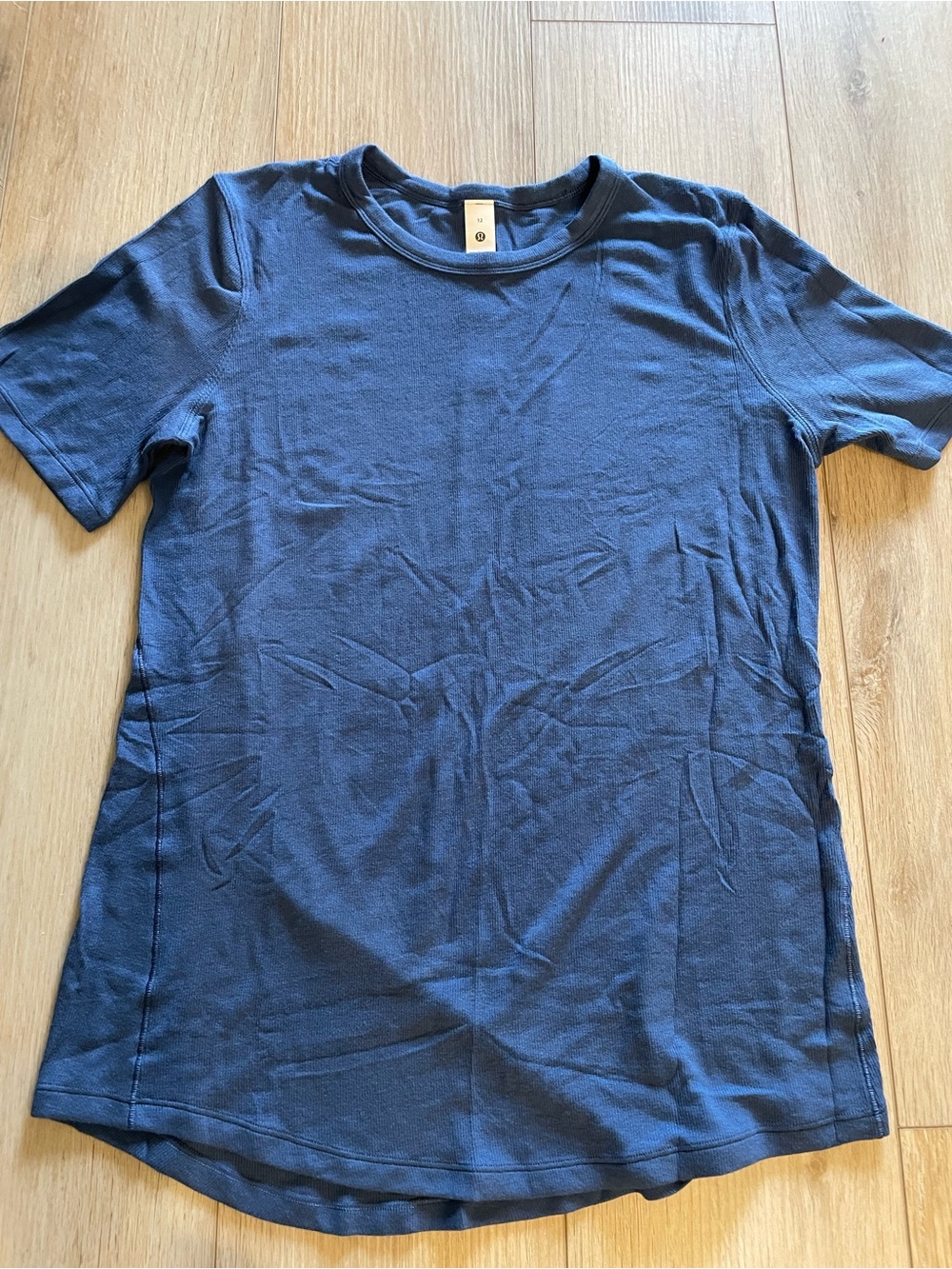 NWOT Women’s Lululemon Hold Tight short sleeve shirt in Mineral Blue